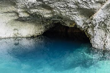 fontaine du vaucluse